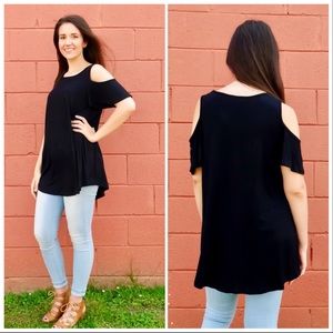 ❌❌SOLD: Simple Black Cold Shoulder Blouse